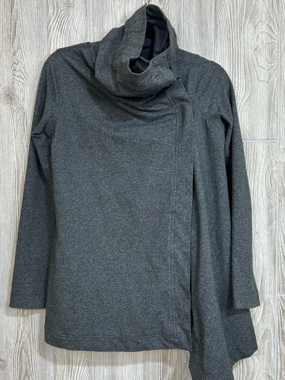 Lululemon Savasana Wrap Jacket Heathered Charcoal Jacket Wrap Size 4